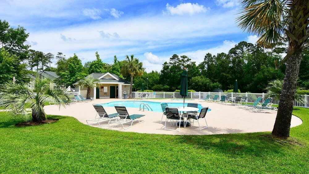 10th Hole Condo- Great Golf Getaway 2 Bedroom Condo by Peace Vacations