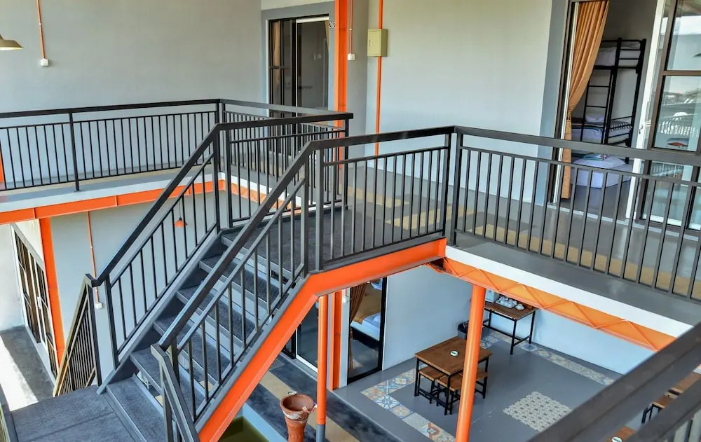 ZEN Rooms Adisucipto Airport - Hostel