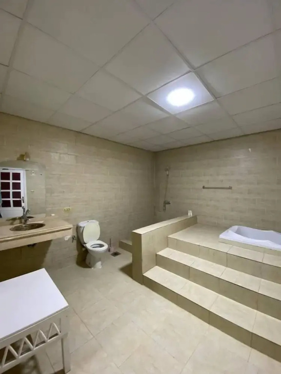 sekhmet hotel