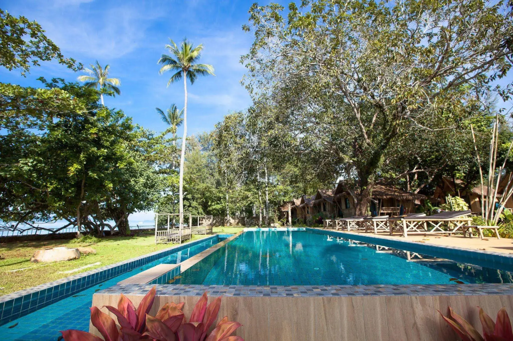 Anyavee Krabi Beach Resort