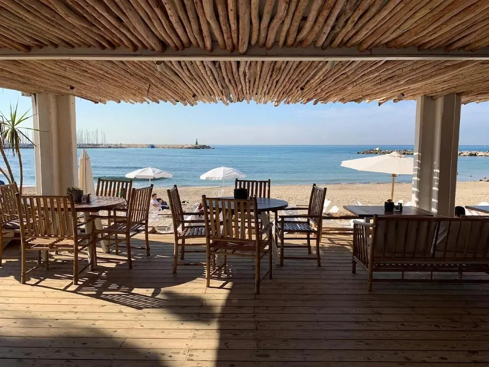 Amazing New 2BR Apt on Hilton Beach