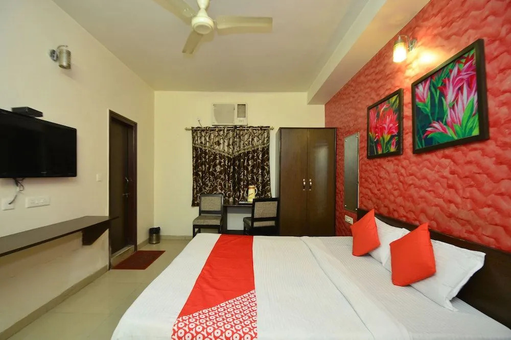 OYO 26175 Hotel Green Villa Guest House