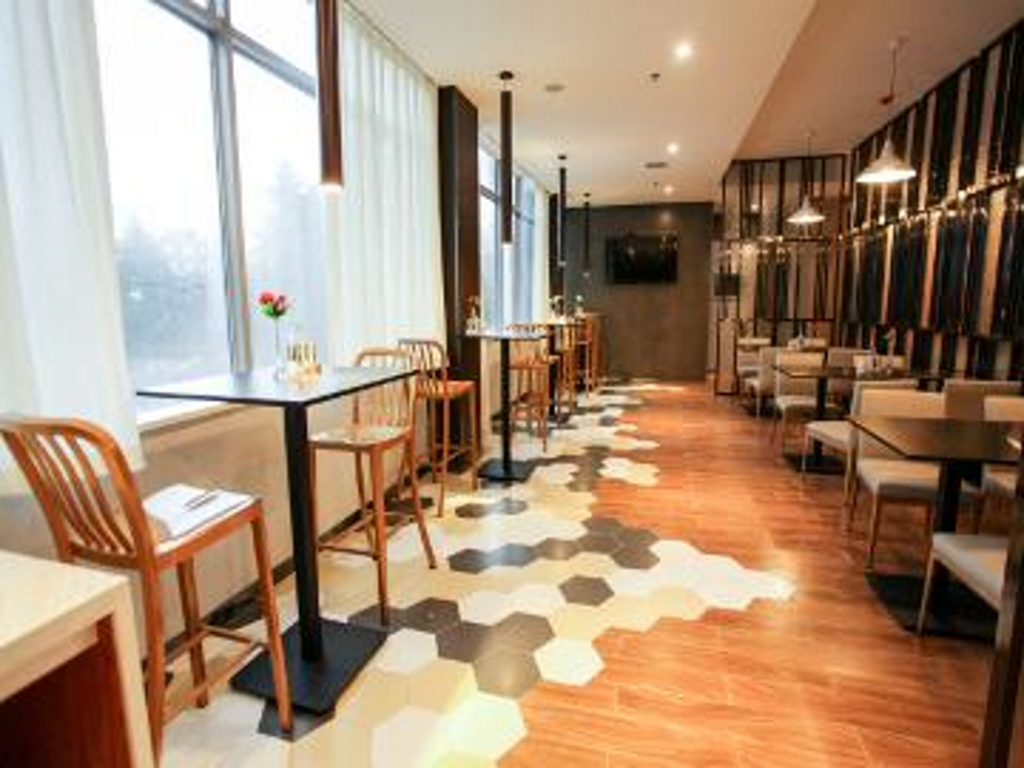 Jinjiang Inn Select (Shiyan Checheng West Road)