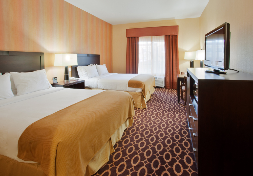 Holiday Inn Express & Suites Sacramento NE Cal Expo by IHG