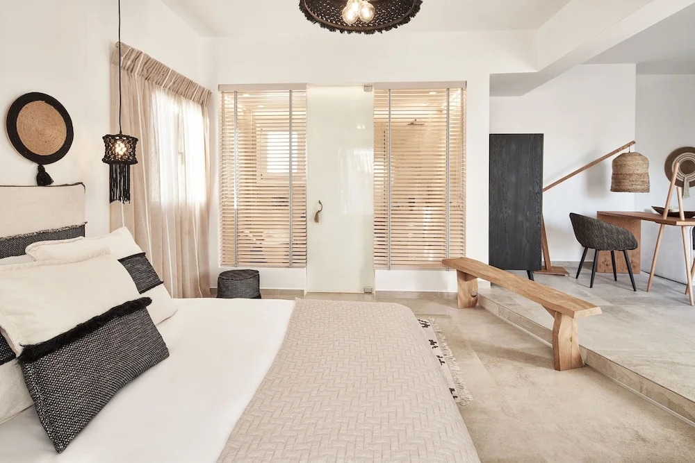 Volcano Luxury Suites Milos