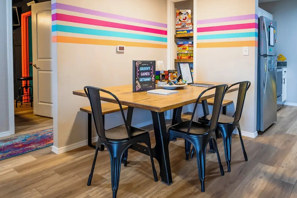 'groovy Games Getaway' Holiday Stay in Branson!
