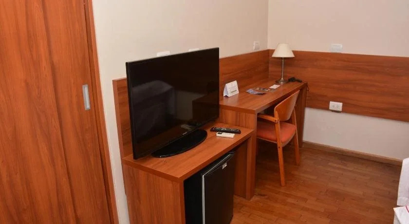 Mercedes Park Hotel