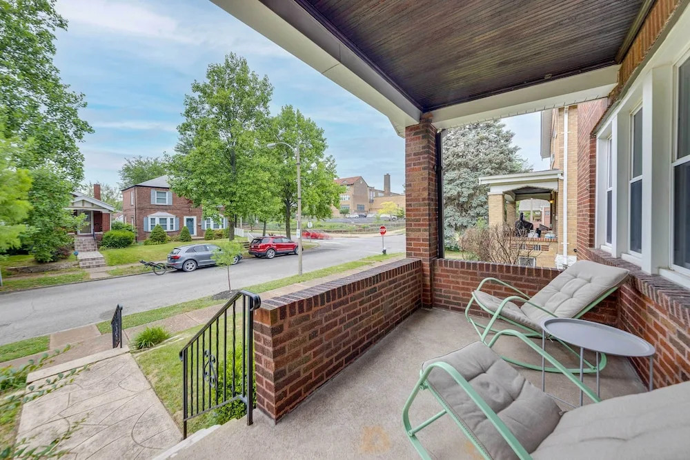 Pet-friendly St Louis Home w/ Grill & Backyard