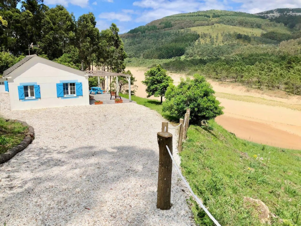Esteiro Surf Lodge