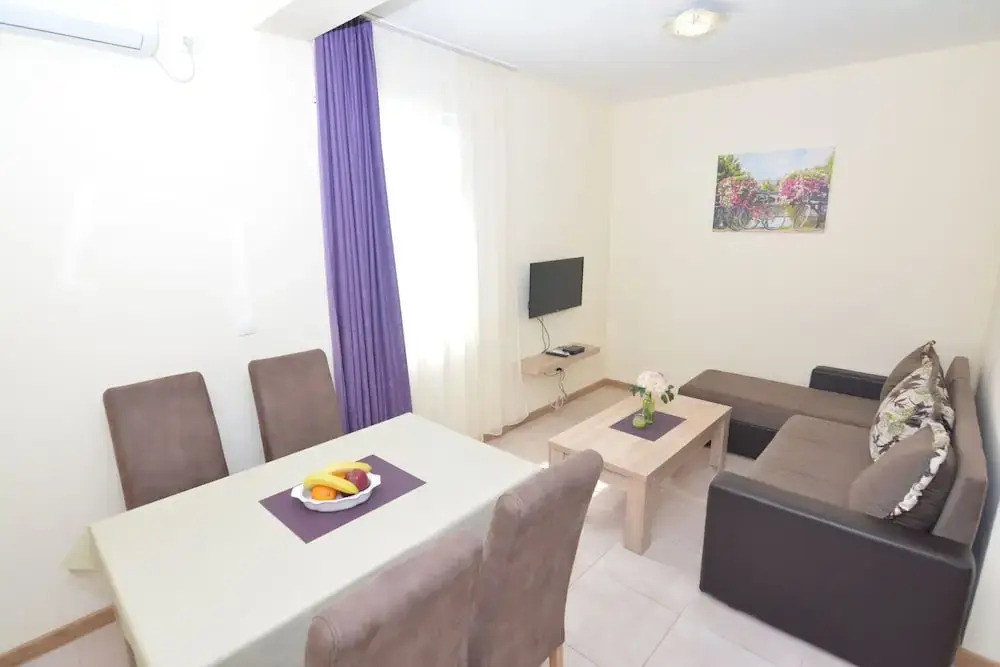 Apartments Crnogorac