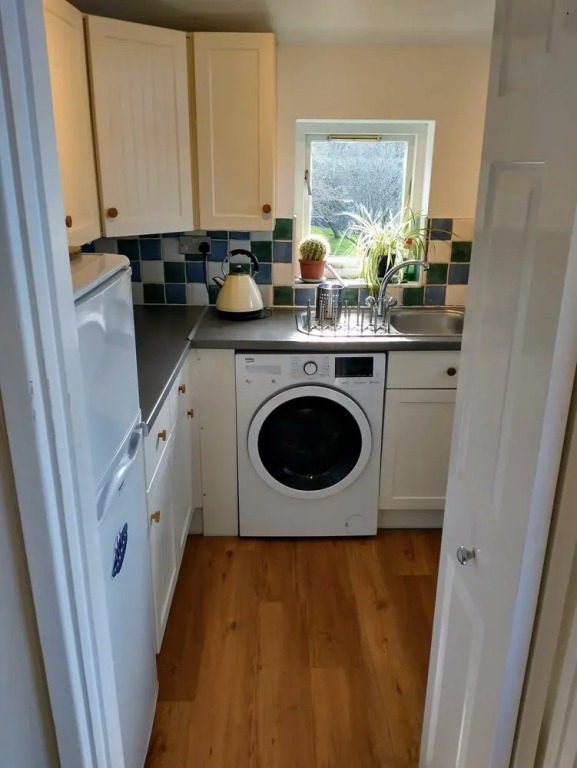 Stylish Flat in Cotham, Free On-street Parking