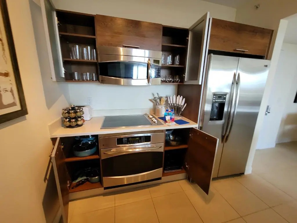 City Place, 2bd2br, Walkability 95