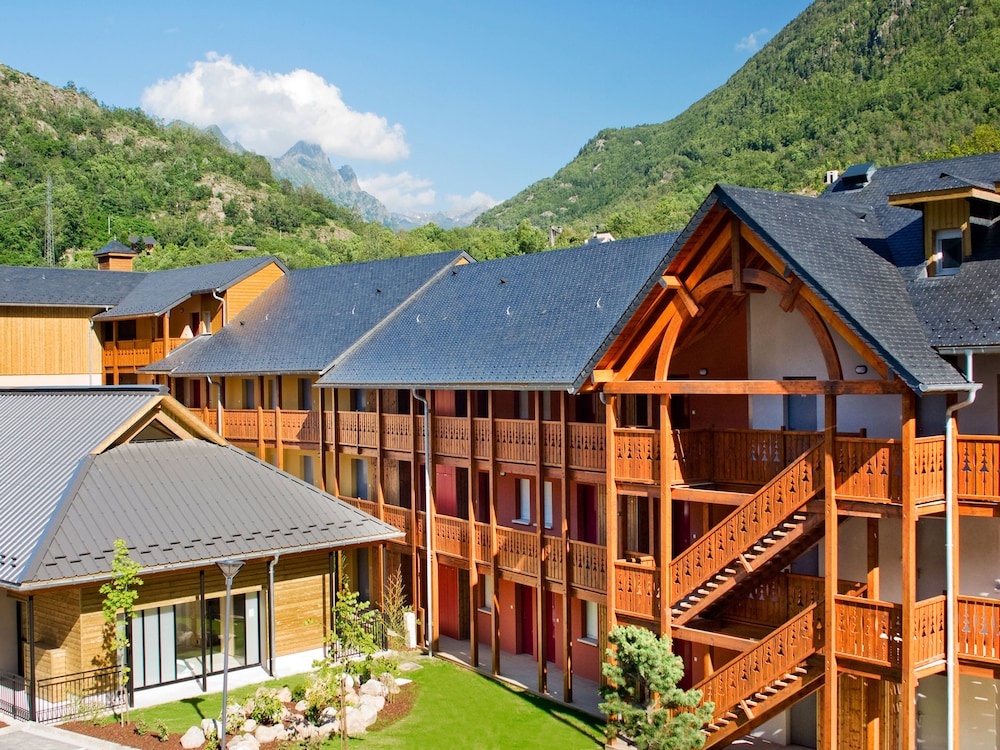 Résidence Vacancéole Les Chalets dAx