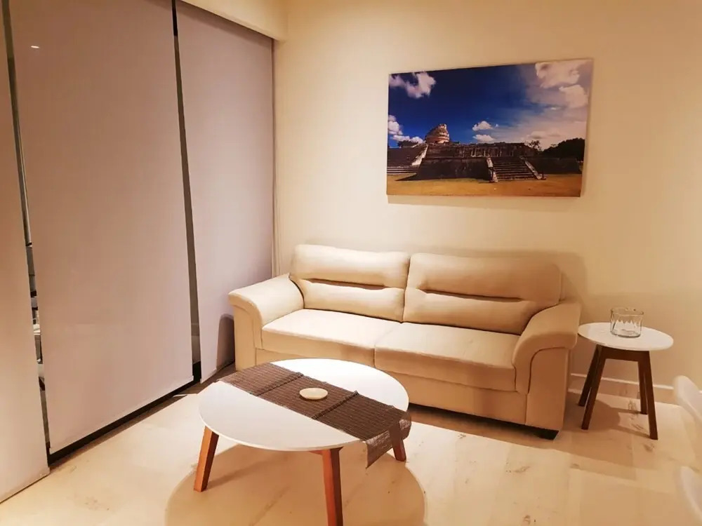 Spectacular 3 BR condo just steps away from the beach by Happy Address