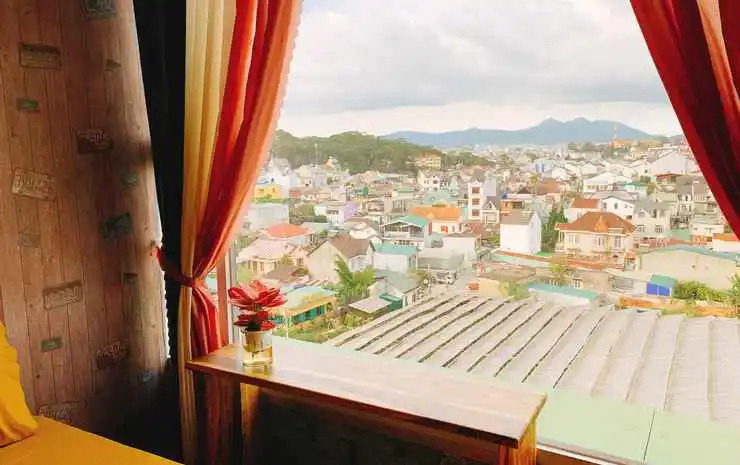Ô Cửa Mùa Thu