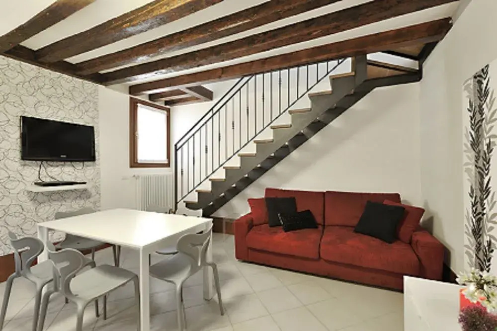 Venice Apartments