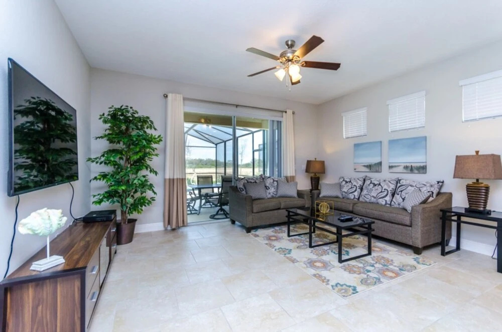 Elegant 5 Bed 4,5 Ba Villa Game Room Pool Spa 5298w