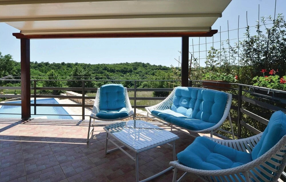 Beautiful Home in Kanfanar With Wifi and 2 Bedrooms