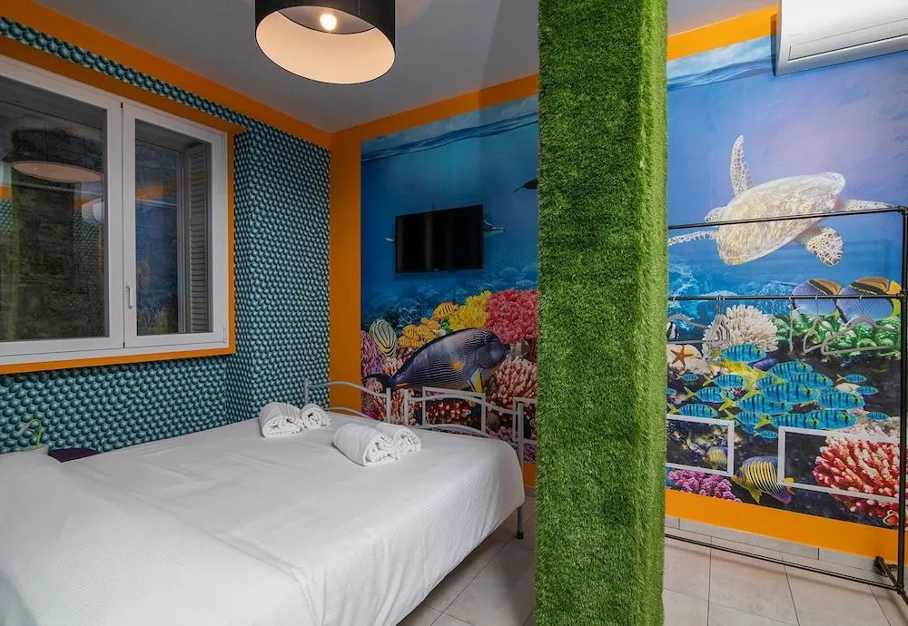 La Lincolnia - with Garden and Seaview - Happy Rentals
