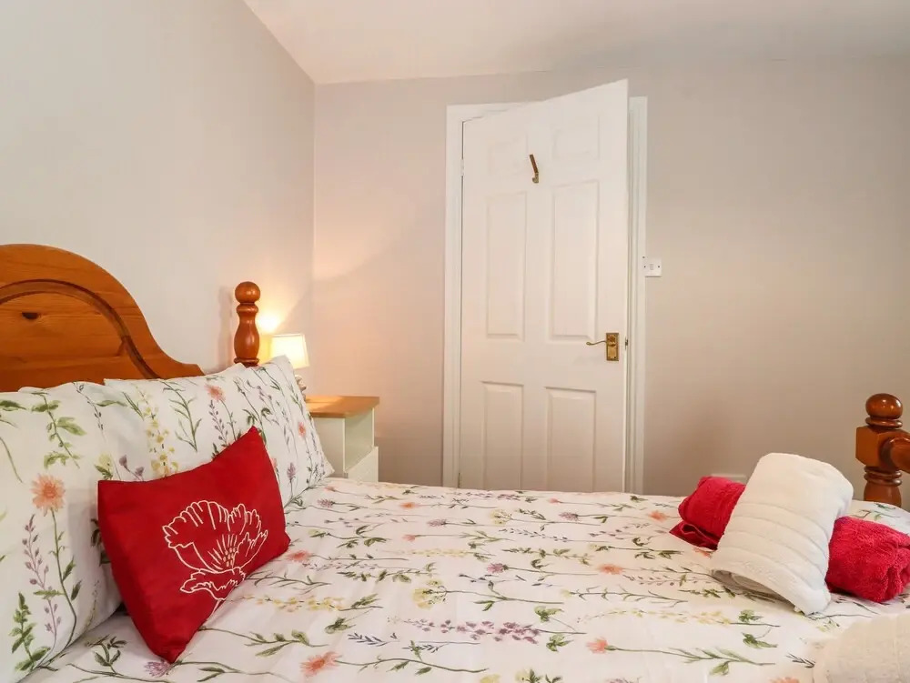 Bakers Yard Cottage