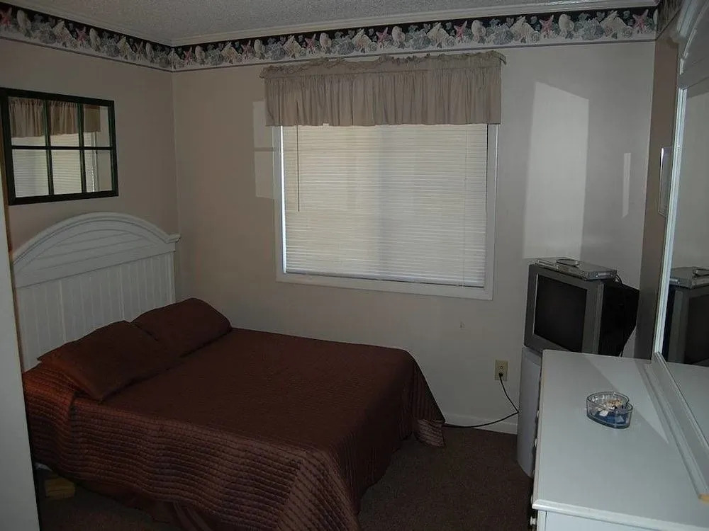 Pelican's Landing 216 - 2 Br Home