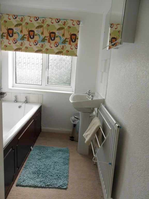 4 Bedroom Beaumaris Road, Newport Shropshire