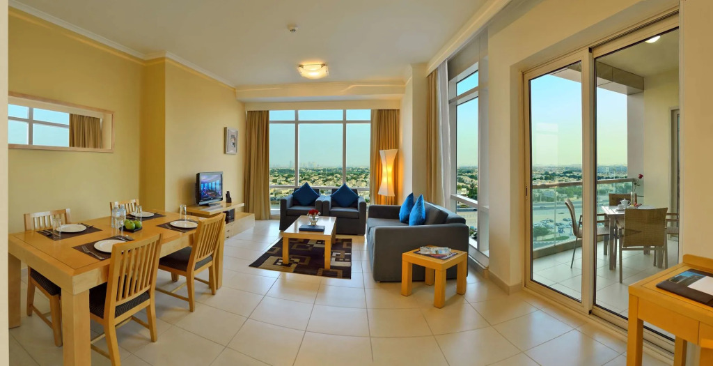 Oaks Liwa Heights Hotel Suites