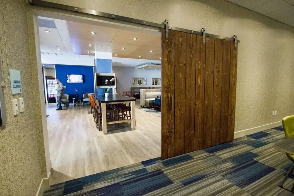Comfort Suites Canton