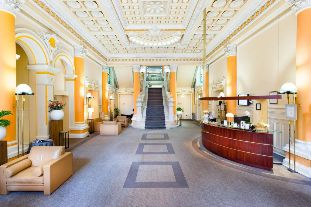 Grand Hôtel Du Tonneau DOr