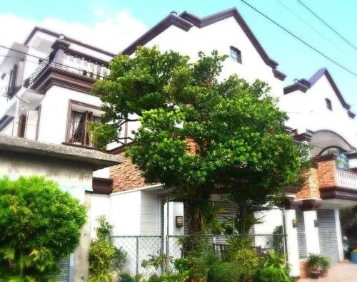 Florabells Guest House - Batanes