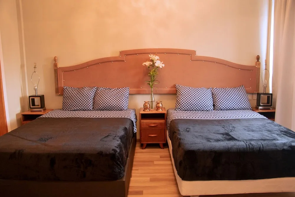 Antique Hotel