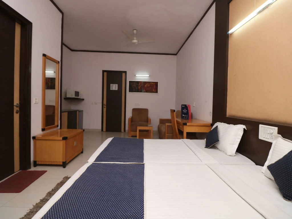 OYO 304 Hotel Elevate Residency