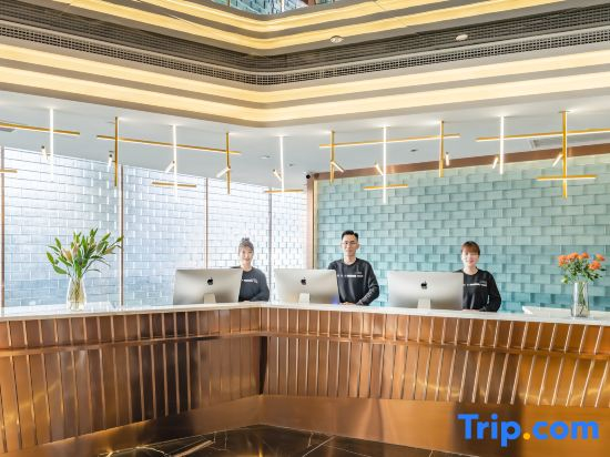 Atour Hotel Kunshan Baoyu Plaza North Changjiang Road