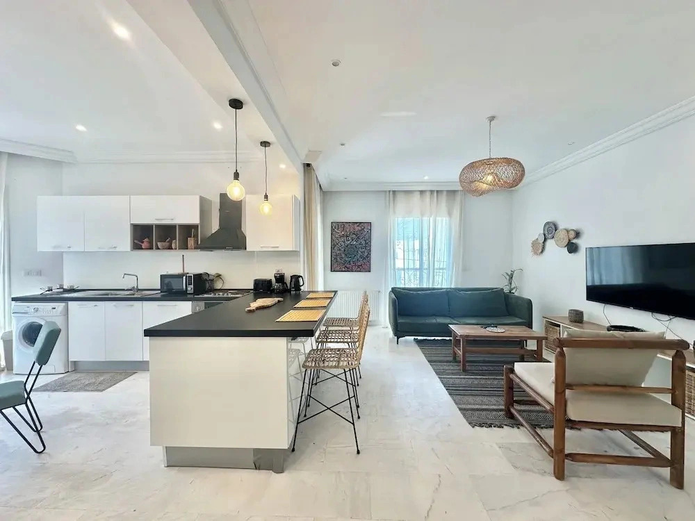Saint Germain Apartment in La Marsa Cailloux