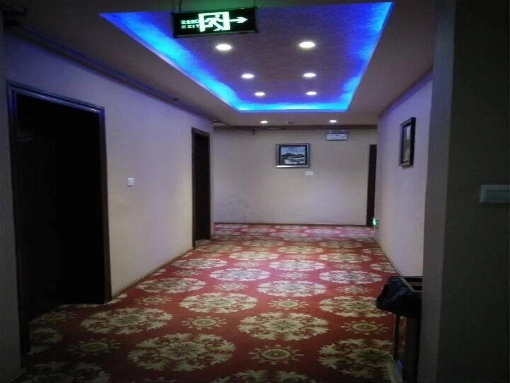 Luodai Business Inn