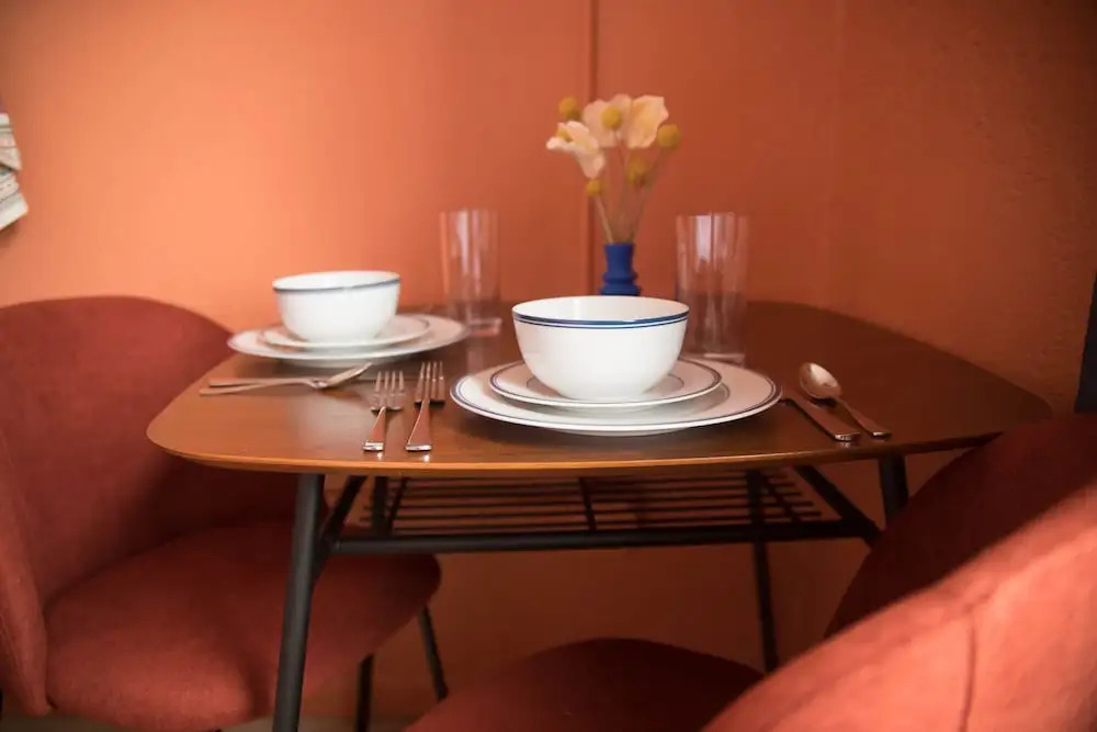 Beverly Boulevard! Cozy Studio! Sleeps 2!