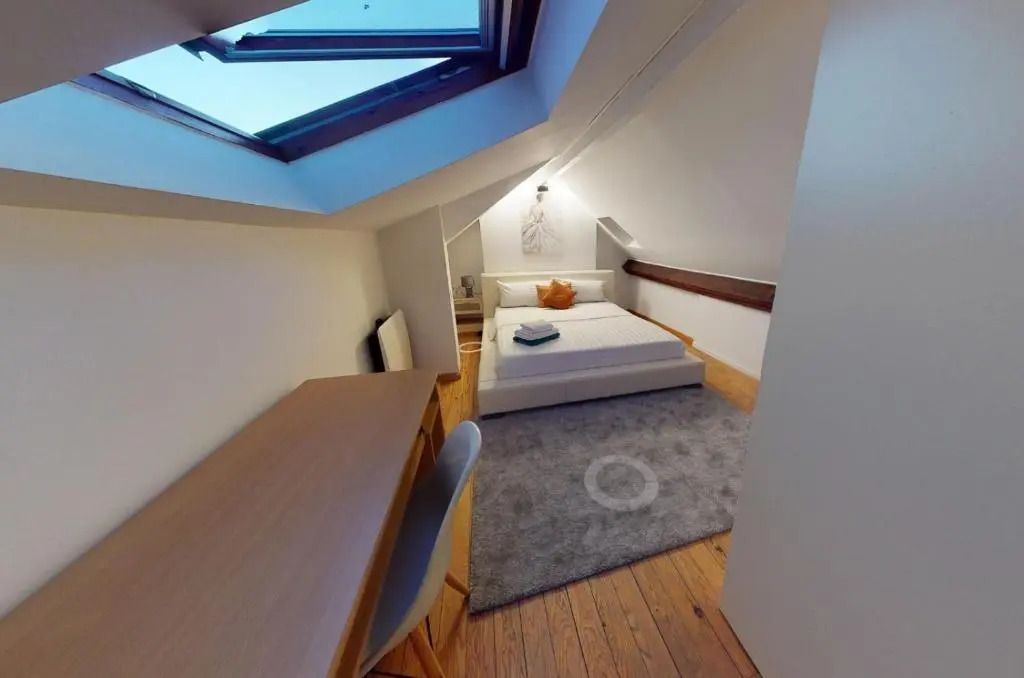 2 Bedroom Apartment with a Rooftop Terrace on 3rd floor