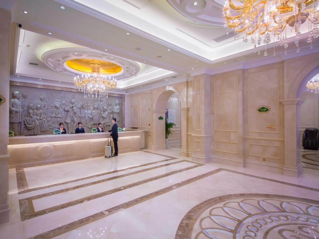 Vienna International Hotel (Yichang Gezhouba Huaxiang Branch)