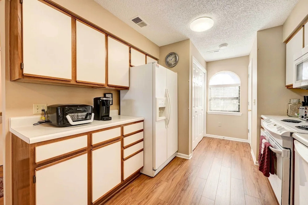 Branson Condo: 1 Mi to Dolly Parton's Stampede!