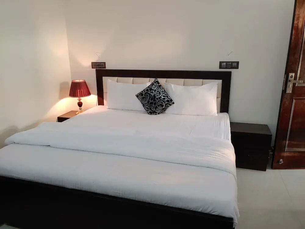 Touristen Holiday Home A luxury Villa