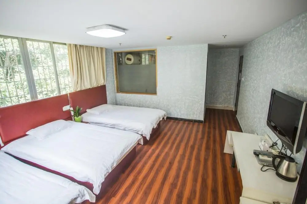 Shuiyuan Hotel