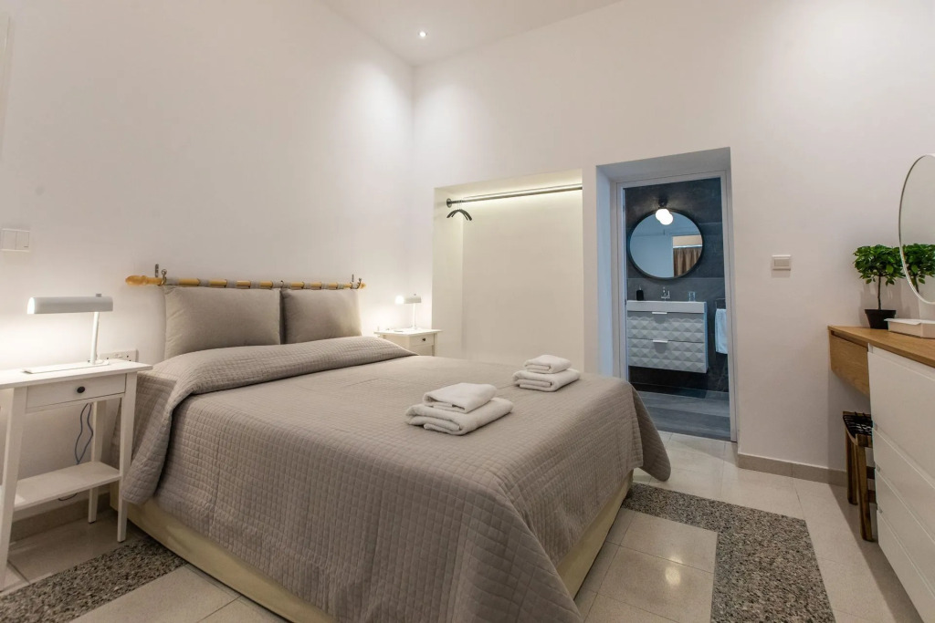 Eastmed Rooms Paphos