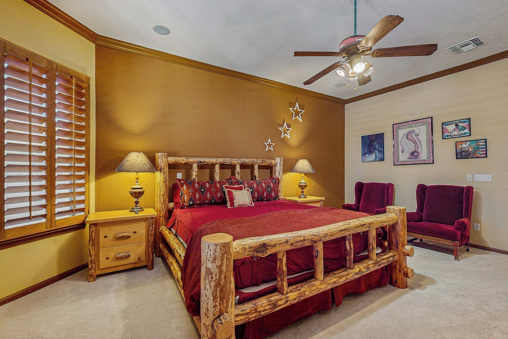 Goodyear Home w/ Private Pool, Spa & Built-in BBQ