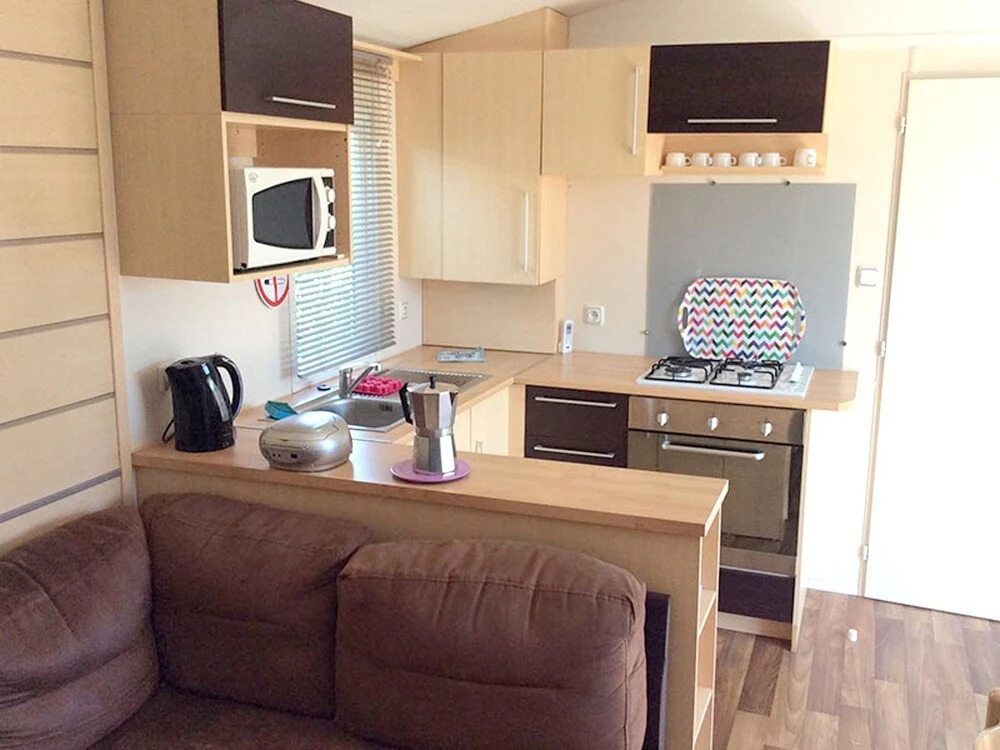 Property With 3 Bedrooms in Valras-plage, With Terrace - 800 m From th