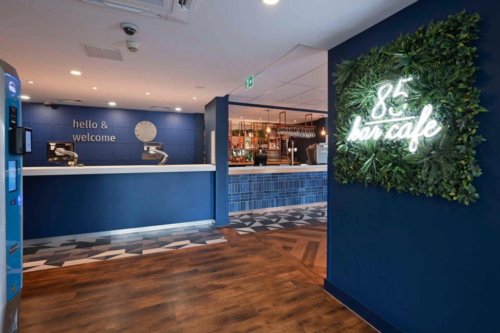 Travelodge Bracknell Central