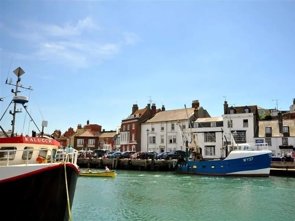 Seaholme, WEYMOUTH