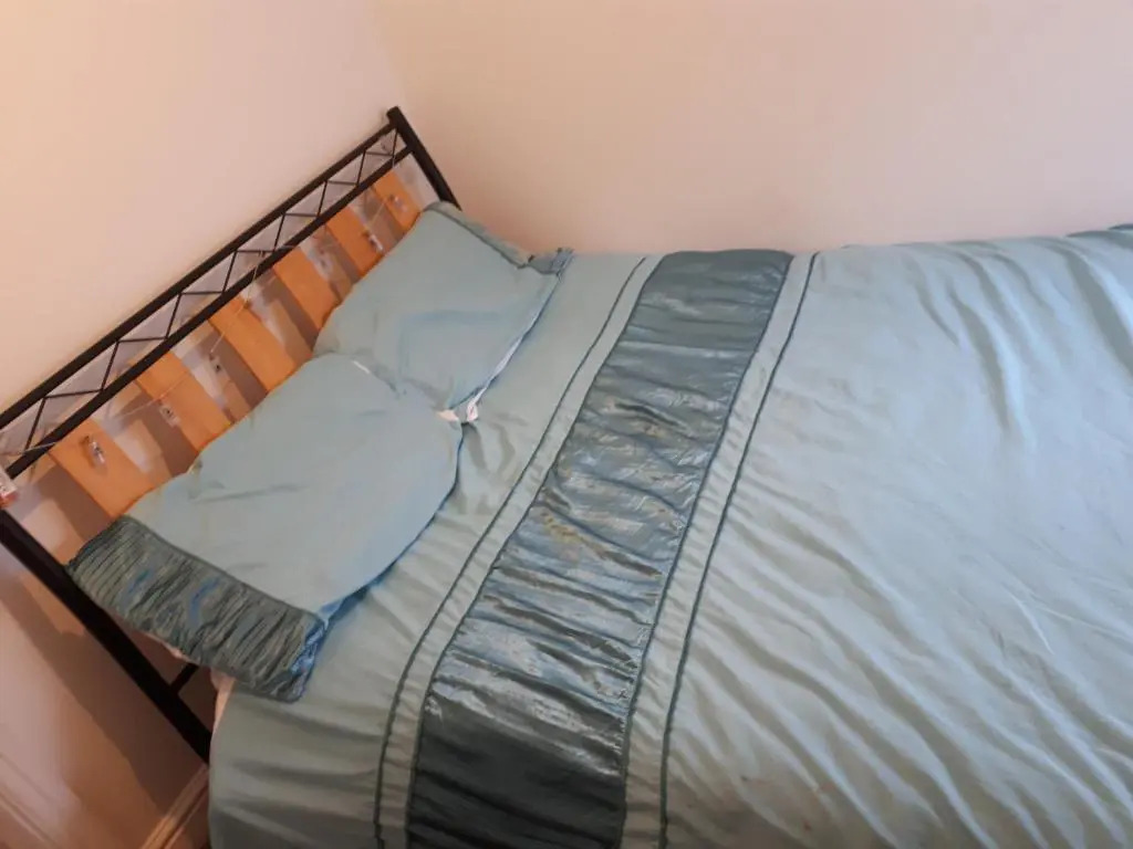 East Coast Apartments First Floor 2 Bed Apartment All towels and sheets supplied