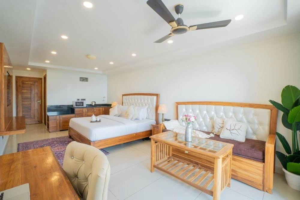 The Leo Hotels Mokshada Suites
