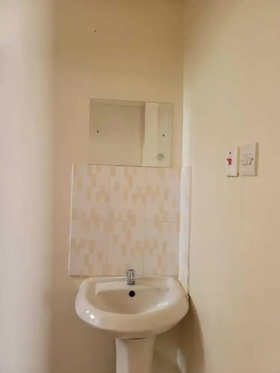 Lux Suites Bayloft Apartments Homabay