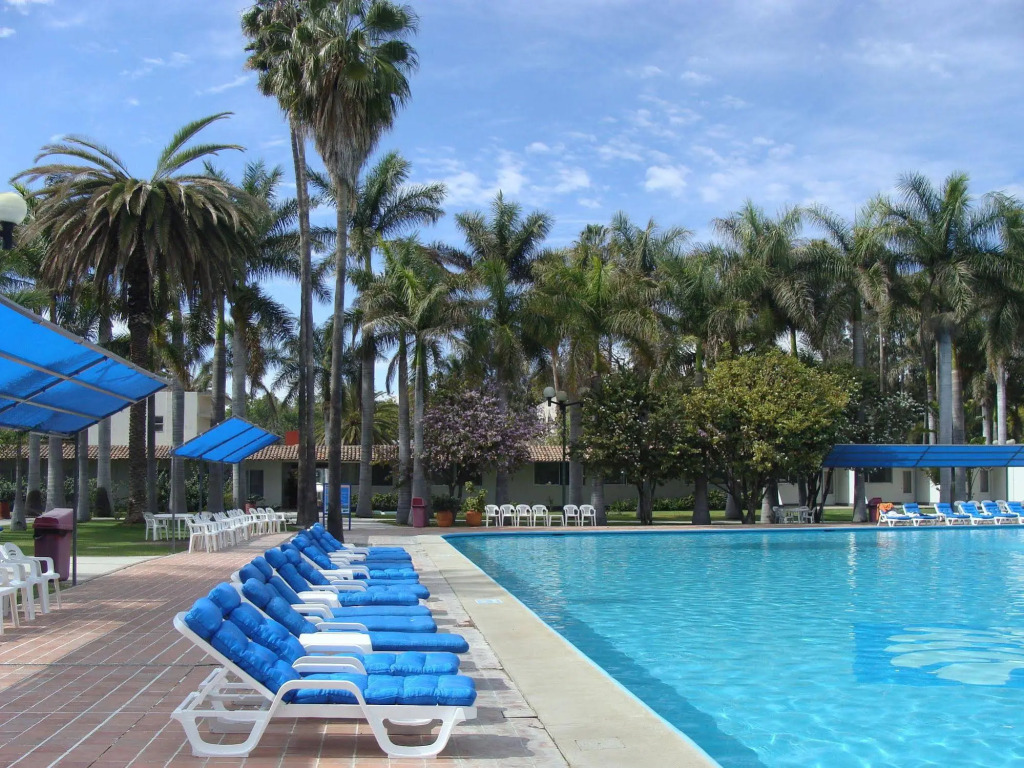 Hotel Y Parque Acuático La Caldera
